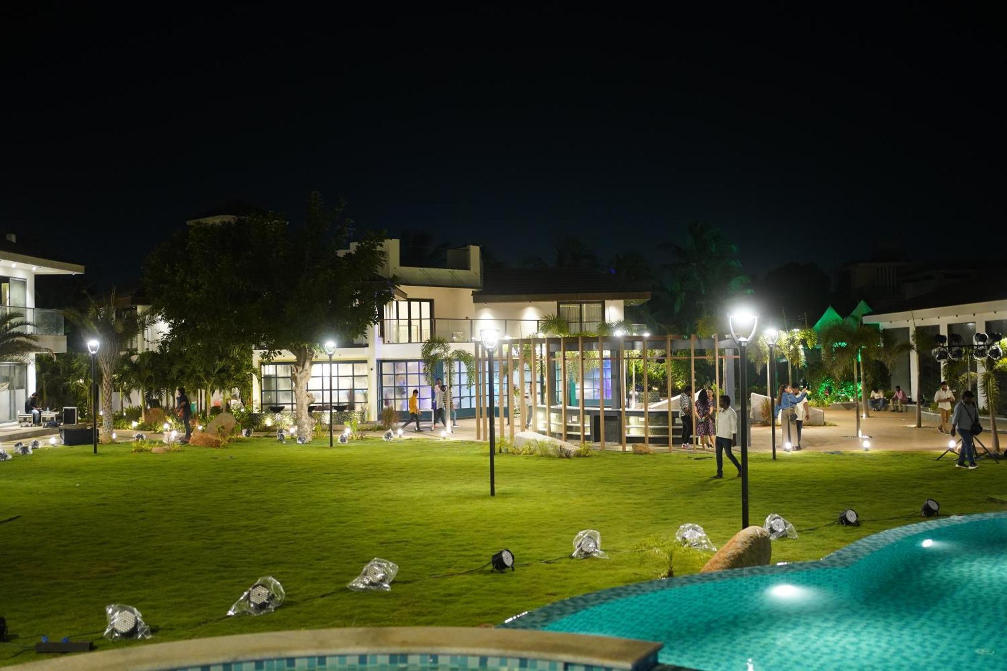 Mstays Ecr By Mirabilis Hotel Chennai Exterior foto