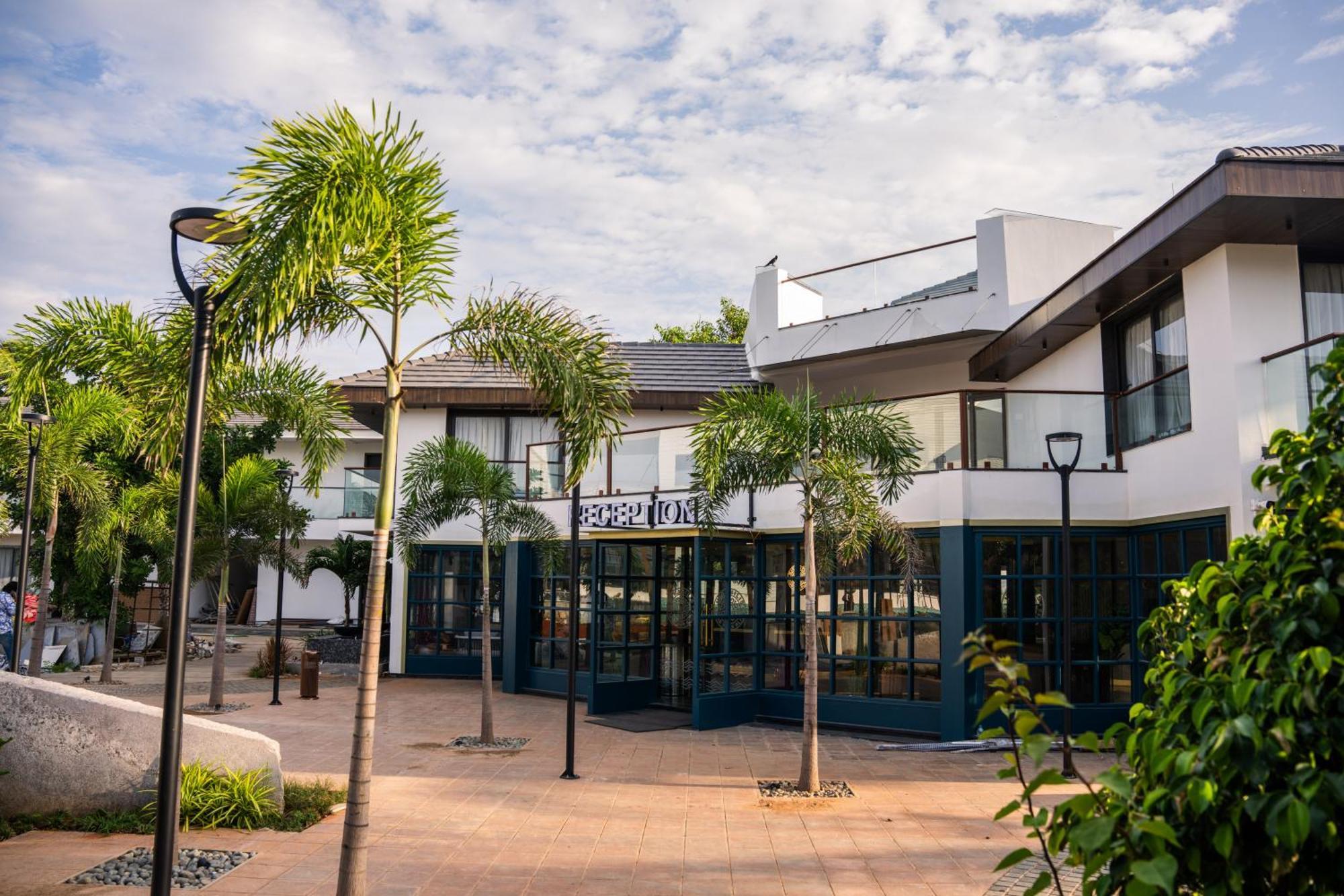 Mstays Ecr By Mirabilis Hotel Chennai Exterior foto